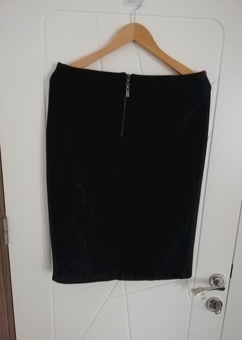 Om MARKA Kırmızı Ekoseli Etek - Görsel 2