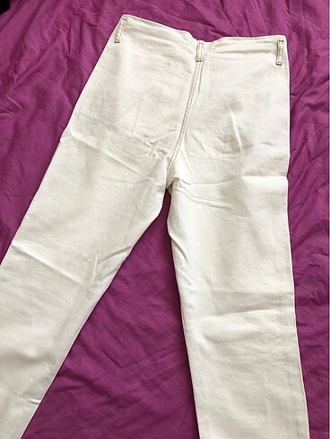 28 Beden beyaz Renk Beyaz pantalon