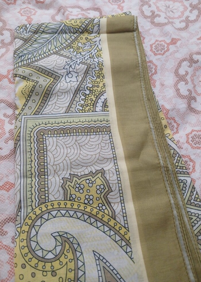 Desenli şal - Görsel 2