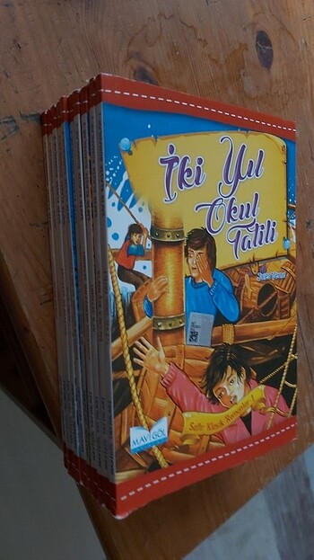 Mavi Göl yayinlari 10 kitap
