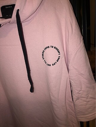 l Beden Bershka sweat