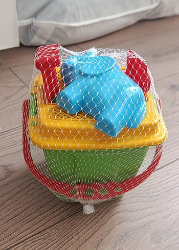 Renkli Plaj ve Bahçe Oyuncak Seti