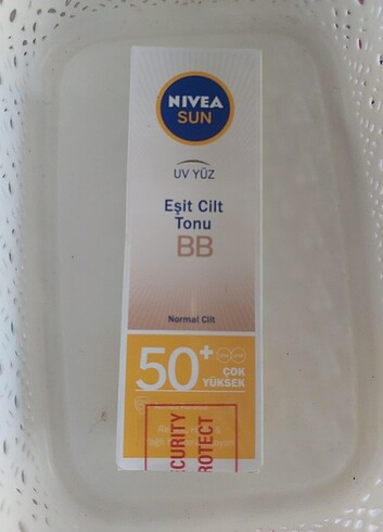 Nivea sun 50+ bb krem