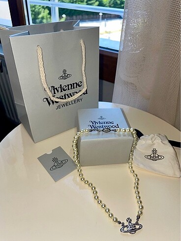 Vivienne Westwood Kadın Kolye