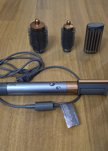 Dyson Airwrap Saç Şekillendirici + ekstra başlık - Görsel 2