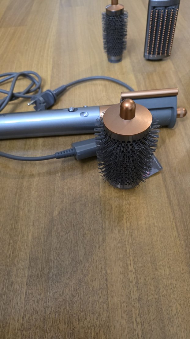 Dyson Airwrap Saç Şekillendirici + ekstra başlık - Görsel 4