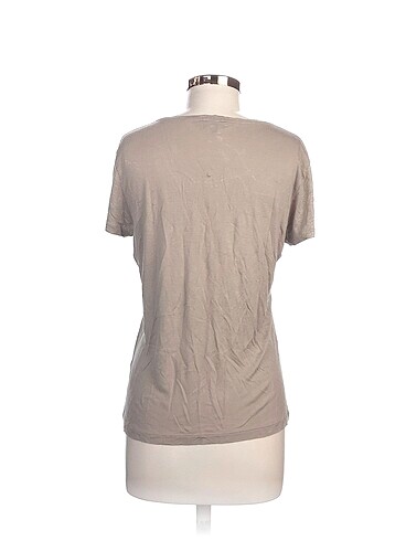 m Beden Network T-shirt %70 İndirimli.
