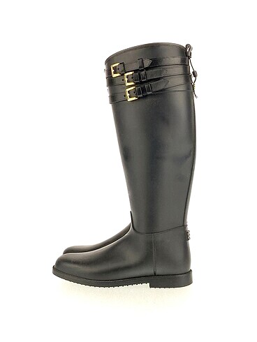 Burberry Çizme %70 İndirimli.