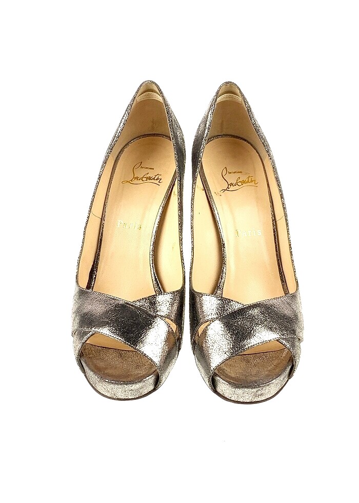 Christian Louboutin Platform %70 İndirimli. - Görsel 3