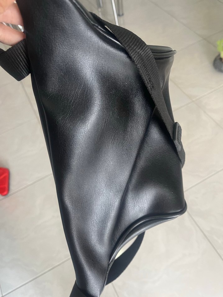 Siyah Deri Kadın Çapraz Çanta - Görsel 2