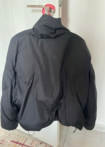 Siyah Fermuarlı Yüksek Yakalı Kadın Mont - Görsel 3