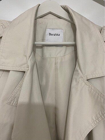 m Beden Bershka bej trenç