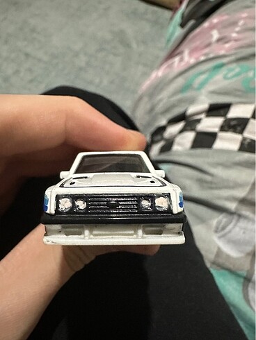  Beden Hw ford escort