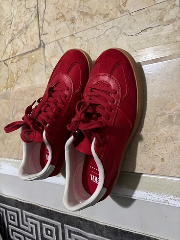 Zara spor ayakkabi