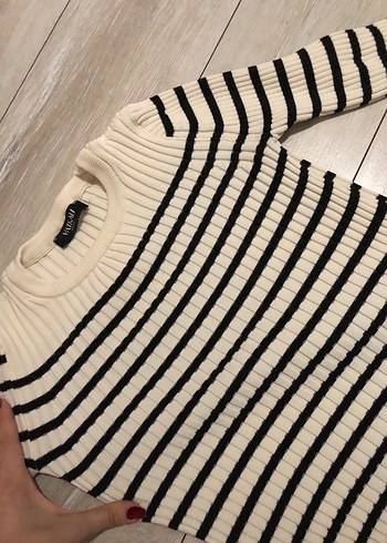 Vatkalı Çizgili Uzun Kollu Triko Kadın Kazak - Görsel 2