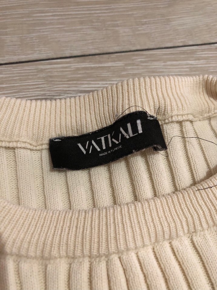 Vatkalı Çizgili Uzun Kollu Triko Kadın Kazak - Görsel 3