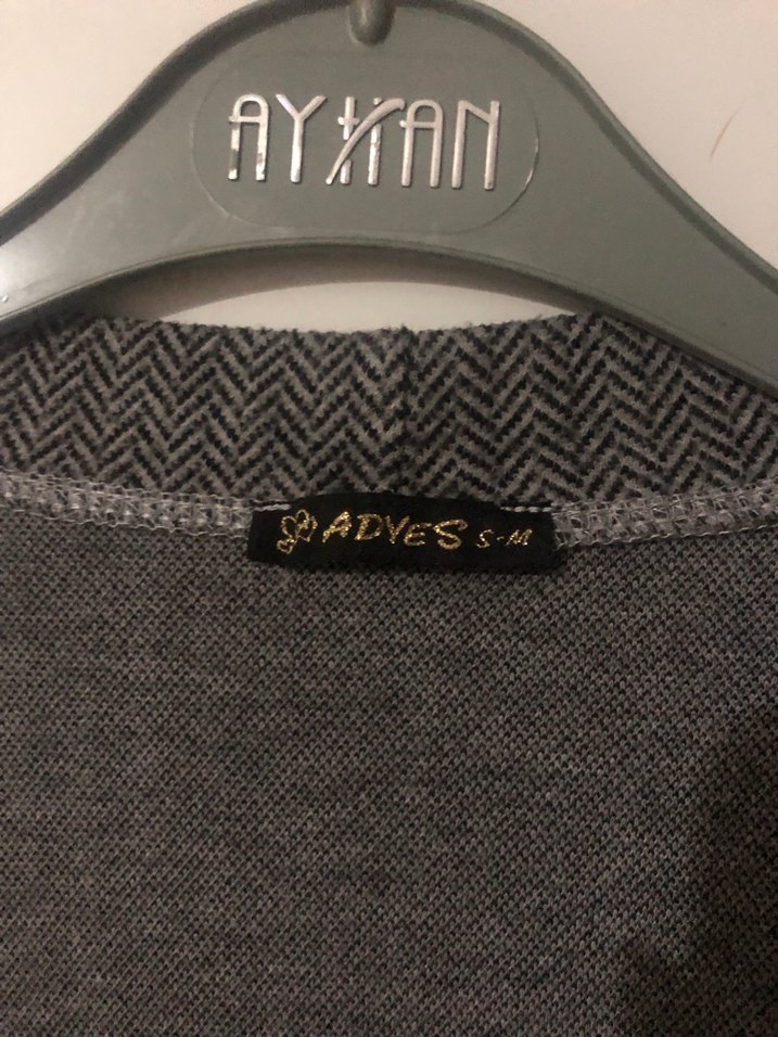 Gri Uzun Örme Kadın Hırka - Görsel 3