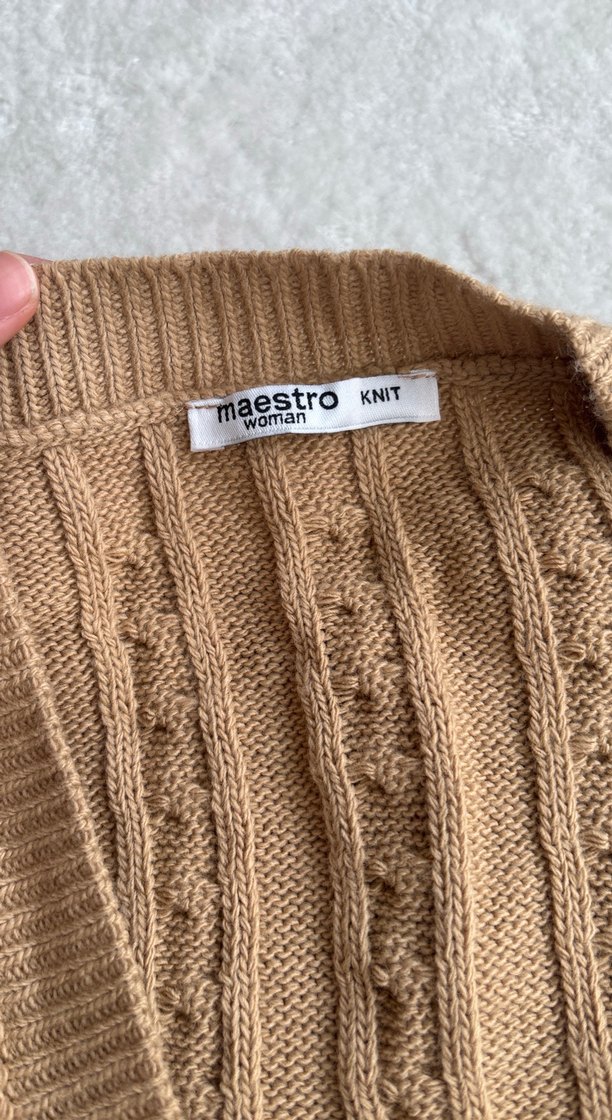 Bej Örgü V Yaka Kadın Süveter - Görsel 2