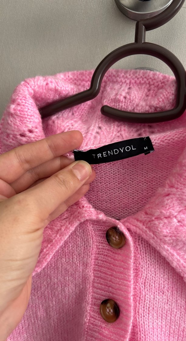 Düğmeli Pembe Örgü Kadın Kazak - Görsel 2