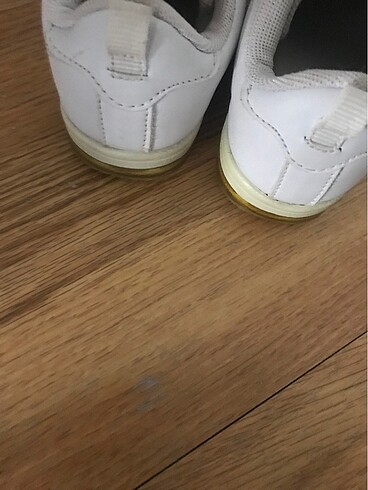 22 Beden beyaz Renk Bebek ayakkabısı