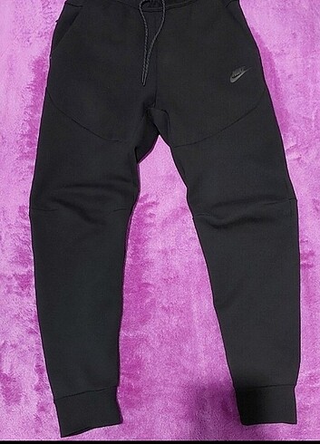 Nike tech fleece