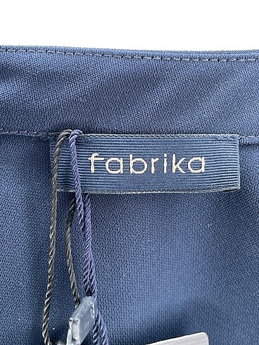 34 Beden lacivert Renk Fabrika Uzun Elbise %70 İndirimli.