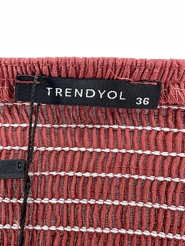 36 Beden çeşitli Renk Trendyol & Milla Bluz %70 İndirimli.