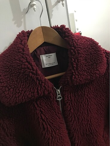 m Beden Bershka Mont