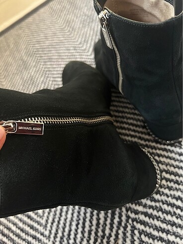 Michael Kors Bot