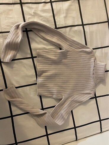 Bershka bogazli crop kazak
