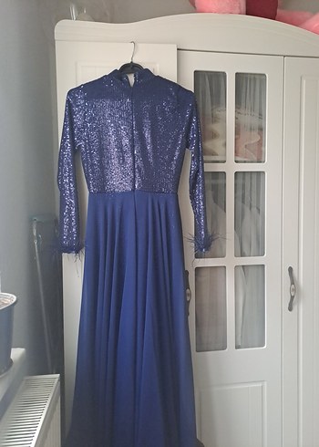 Mavi Parlak Tüy Detaylı Uzun Abiye Elbise - Görsel 5