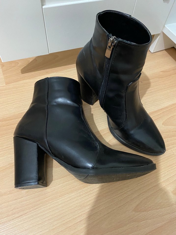 Siyah Kadın Deri Stiletto Bot - Görsel 4