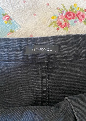 Düğmeli Siyah Denim Mini Etek - Görsel 4