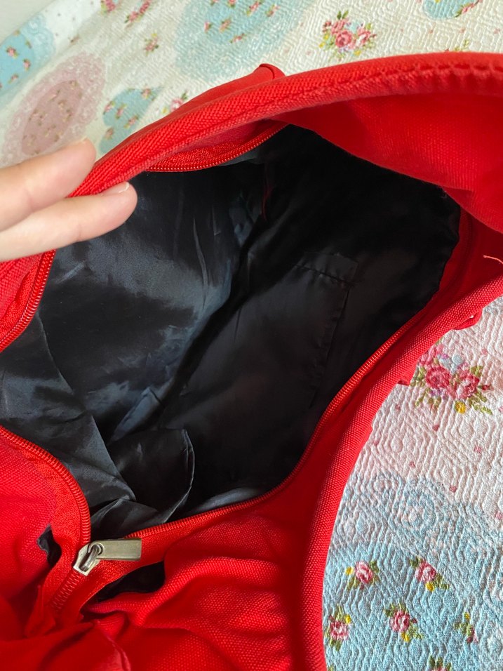 Düğmeli Kırmızı Kadın Omuz Çantası - Görsel 3