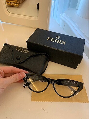 Beden Fendi Gözlük