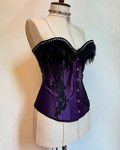 m Beden Swan Goth İşlemeli Mor Korse