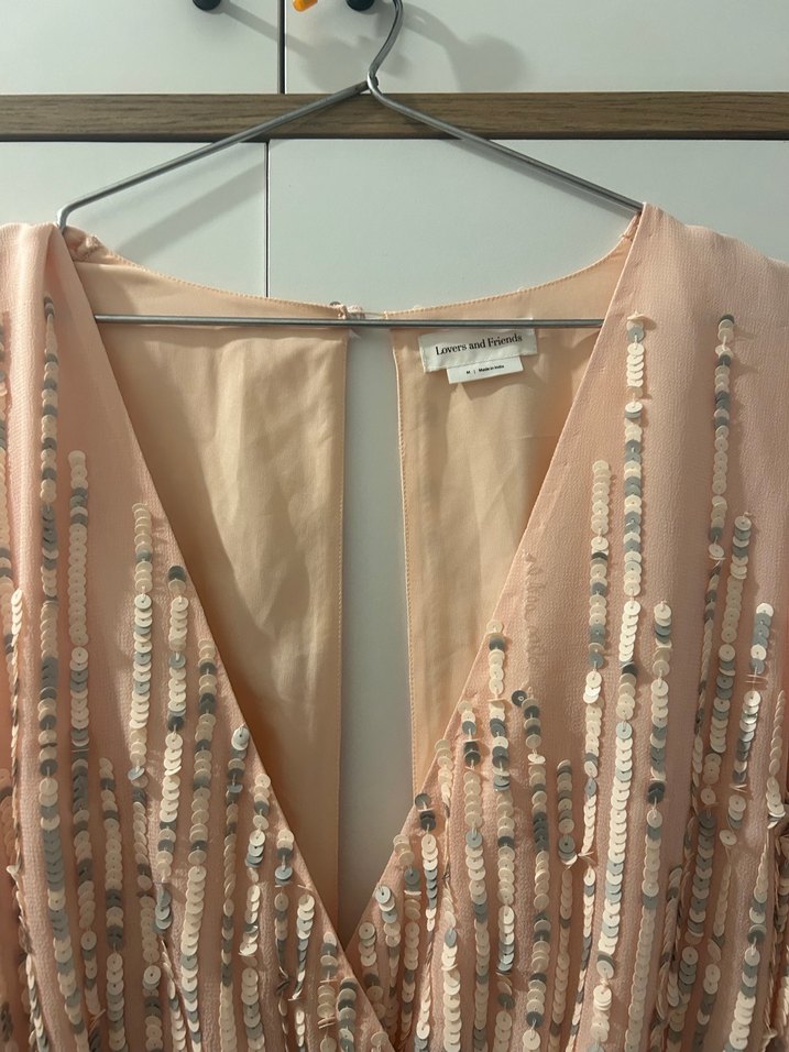 Lovers and Friends Pul Detaylı Pembe Mini Elbise - Görsel 3