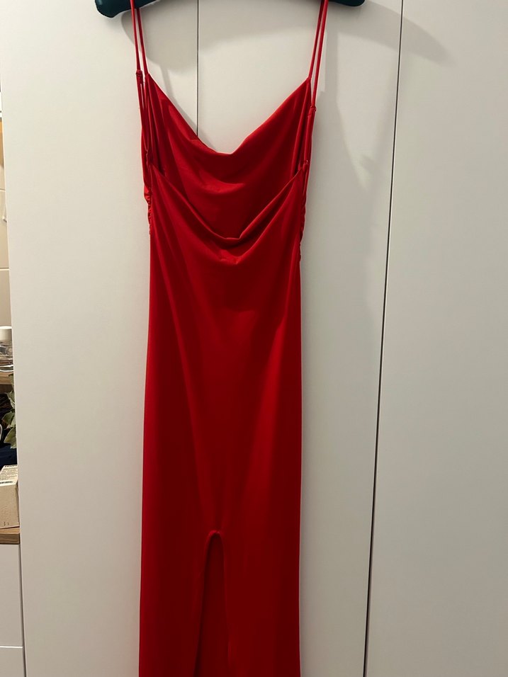 Bershka Kırmızı Uzun Drapeli Askılı Elbise - Görsel 2