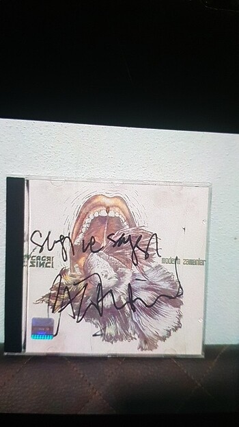 İmzalı o ayrı sinci modern zamanlar rap cd