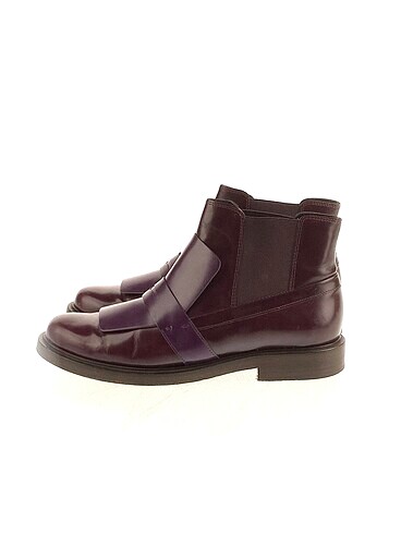 Tod's Bot %70 İndirimli.