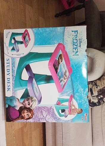 Disnep frozen masası