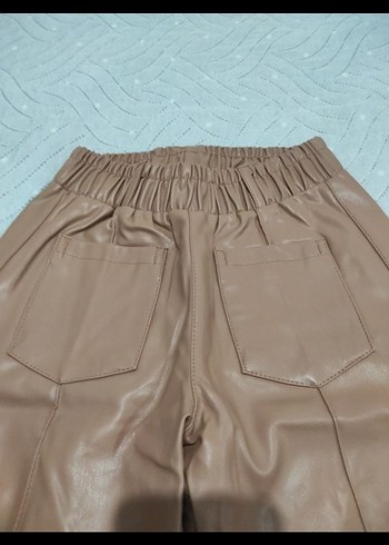 Bej Parlak Deri kız çocuk Pantolon - Görsel 4
