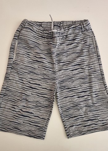 Gri Zebra Desenli Erkek Şort