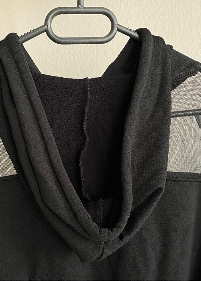 Transparan detaylı bluz - Görsel 3