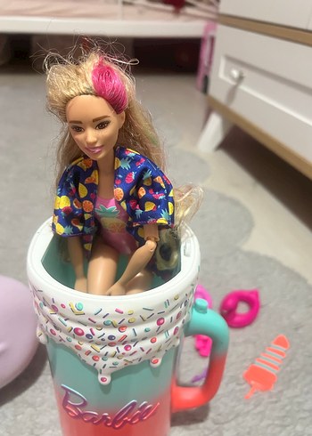 Renkli Barbie Temalı Pipetli Kupa - Görsel 3
