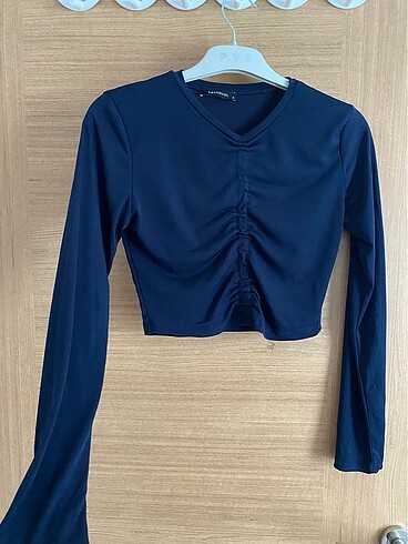 Trendyol Milla lacivert crop
