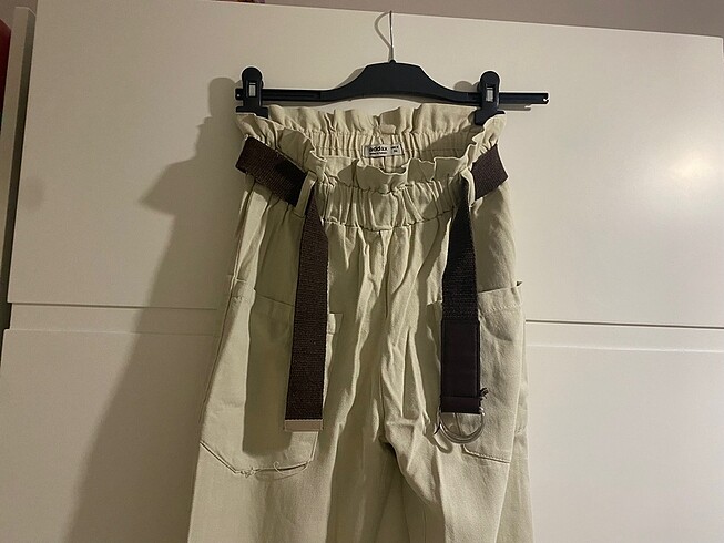 36 Beden ten rengi Renk Pantolon