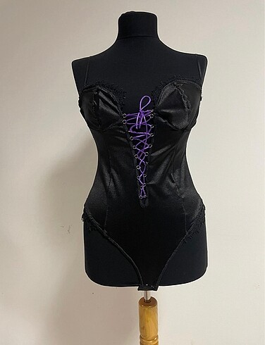 Diğer Bağcıklı Bodysuit