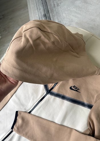 Bej Nike Kadın Mini Eşofman Takımı - Görsel 4