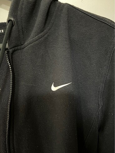 s Beden Nike Crop Hırka